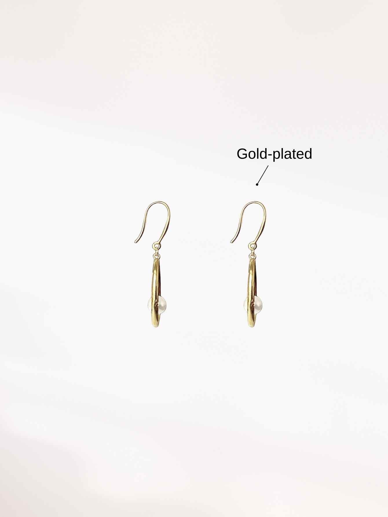 Shell Pearl Earrings