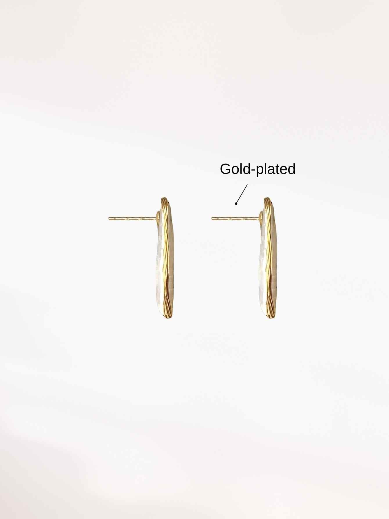 Shell Pearl Earrings