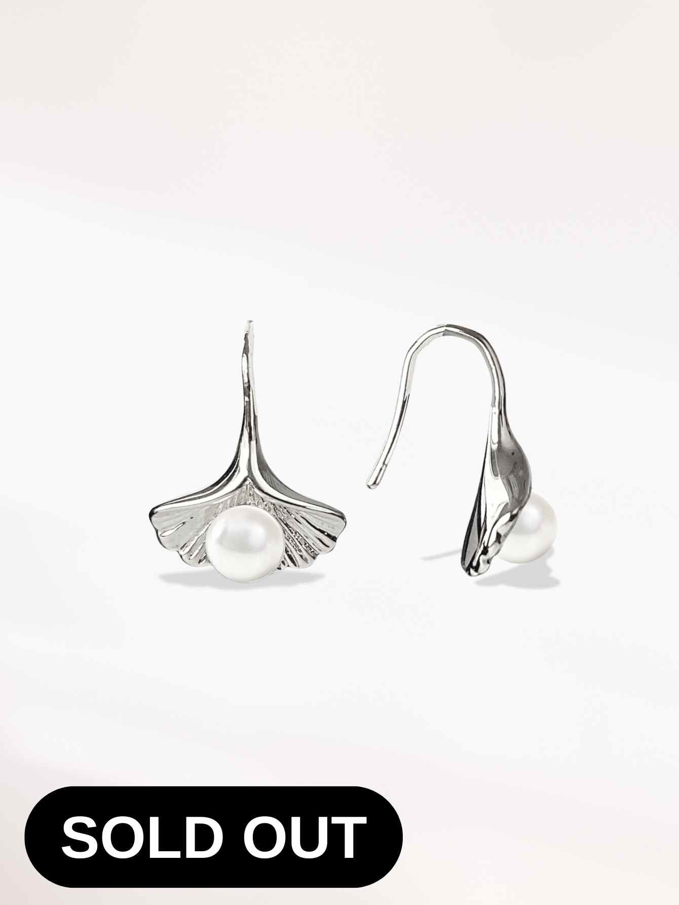 Shell Pearl Earrings